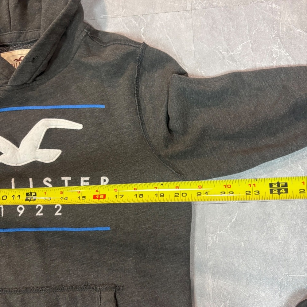 Hollister Mens Charcoal Grey Graphic Logo Hoodie Sweatshirt Small 1922 Seagull - Picture 5 of 6